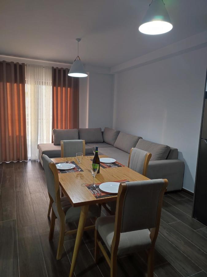 Proda Apartments Sarandë Exteriör bild