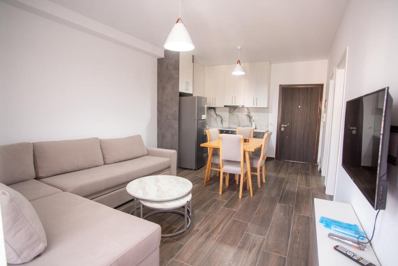 Proda Apartments Sarandë Exteriör bild