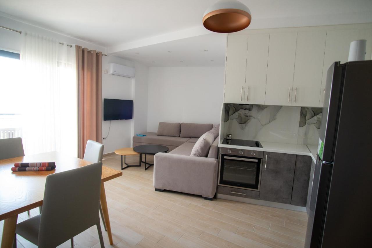 Proda Apartments Sarandë Exteriör bild